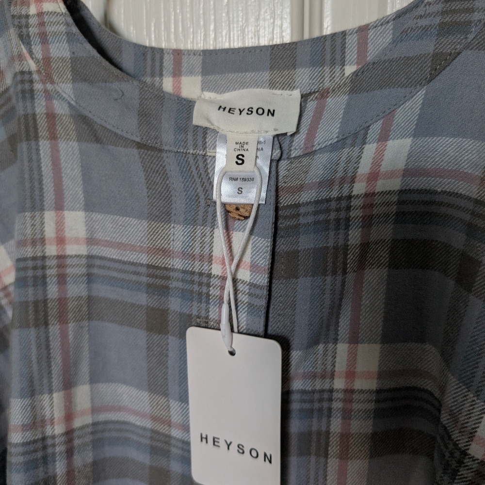 Blue and Gray Puff Sleeve Blouse with Mandarin Collar - Picture 3 of 5